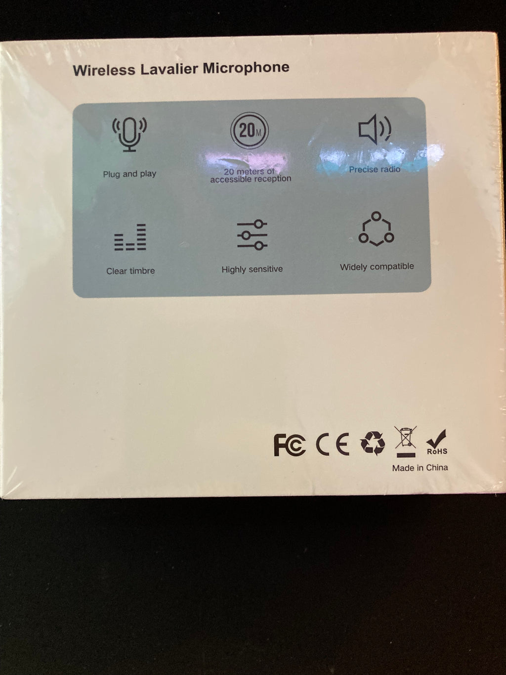 NEW!!3 in 1 Wireless Clip-on Microphones for iPhone, Camera, Android, iPad, Sealed